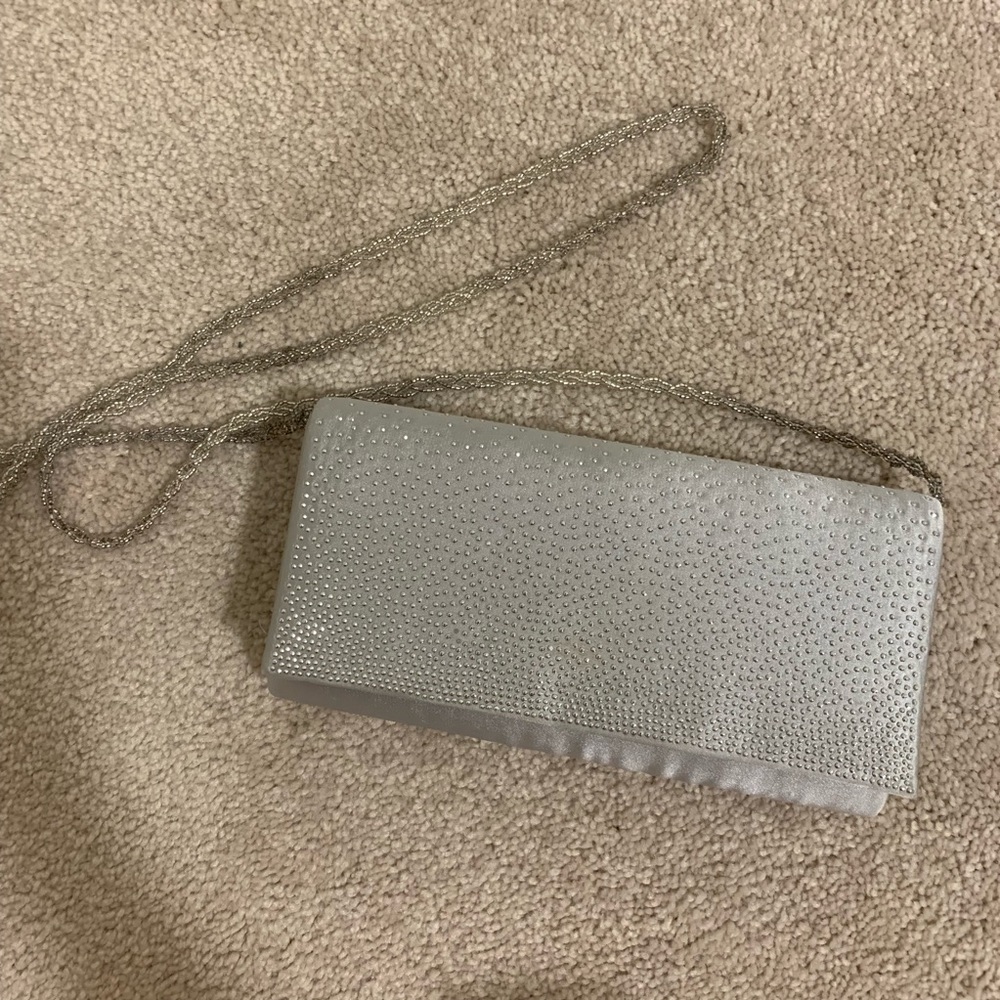 Formal clutch